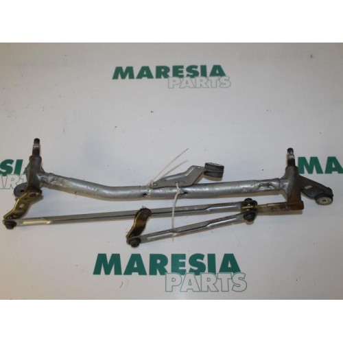 Renault - Megane - Wiper mechanism