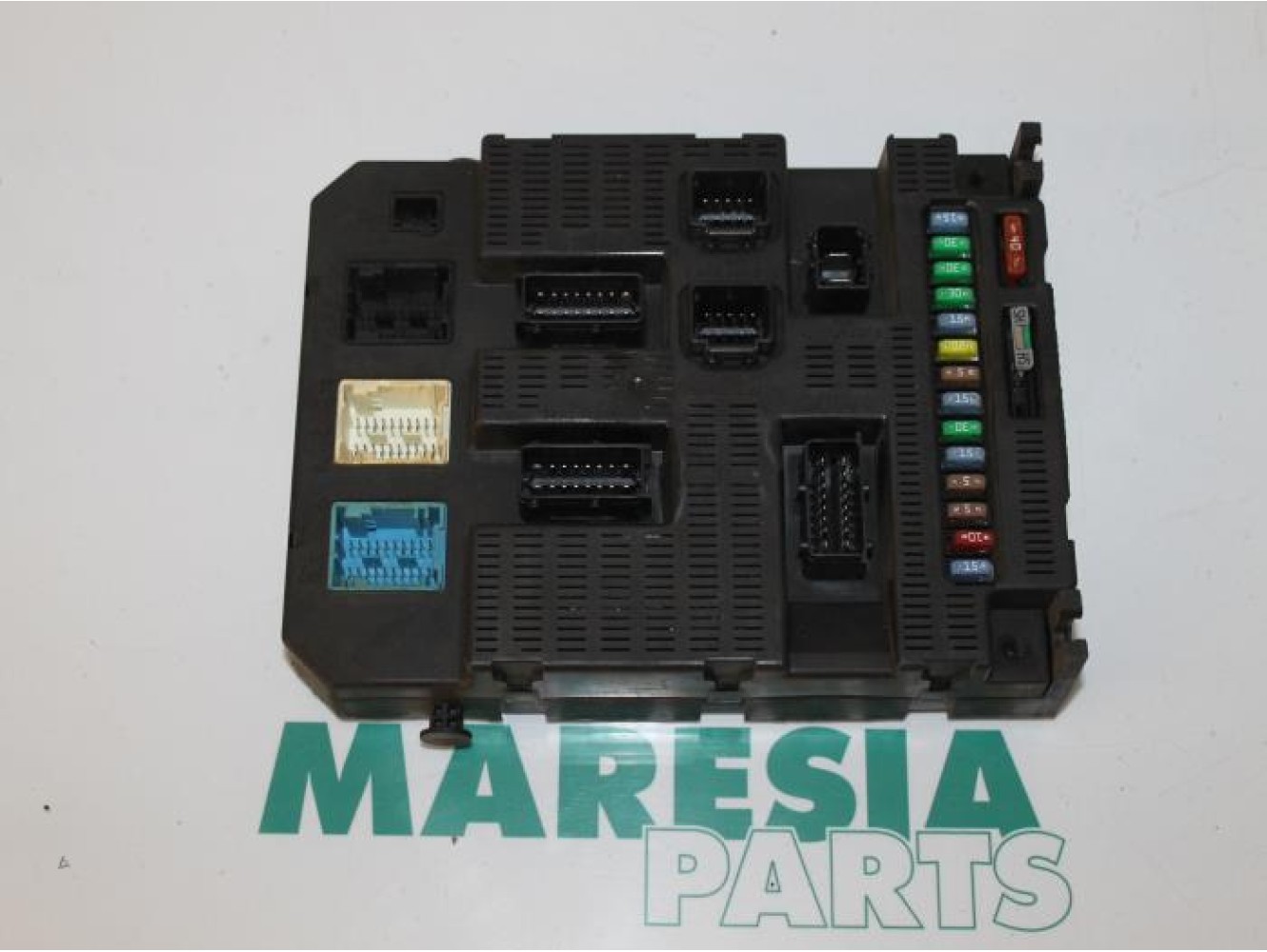 Peugeot - 207 - Fuse box