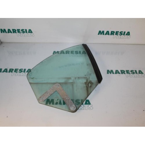Peugeot - 206 - Window 2-door, rear right