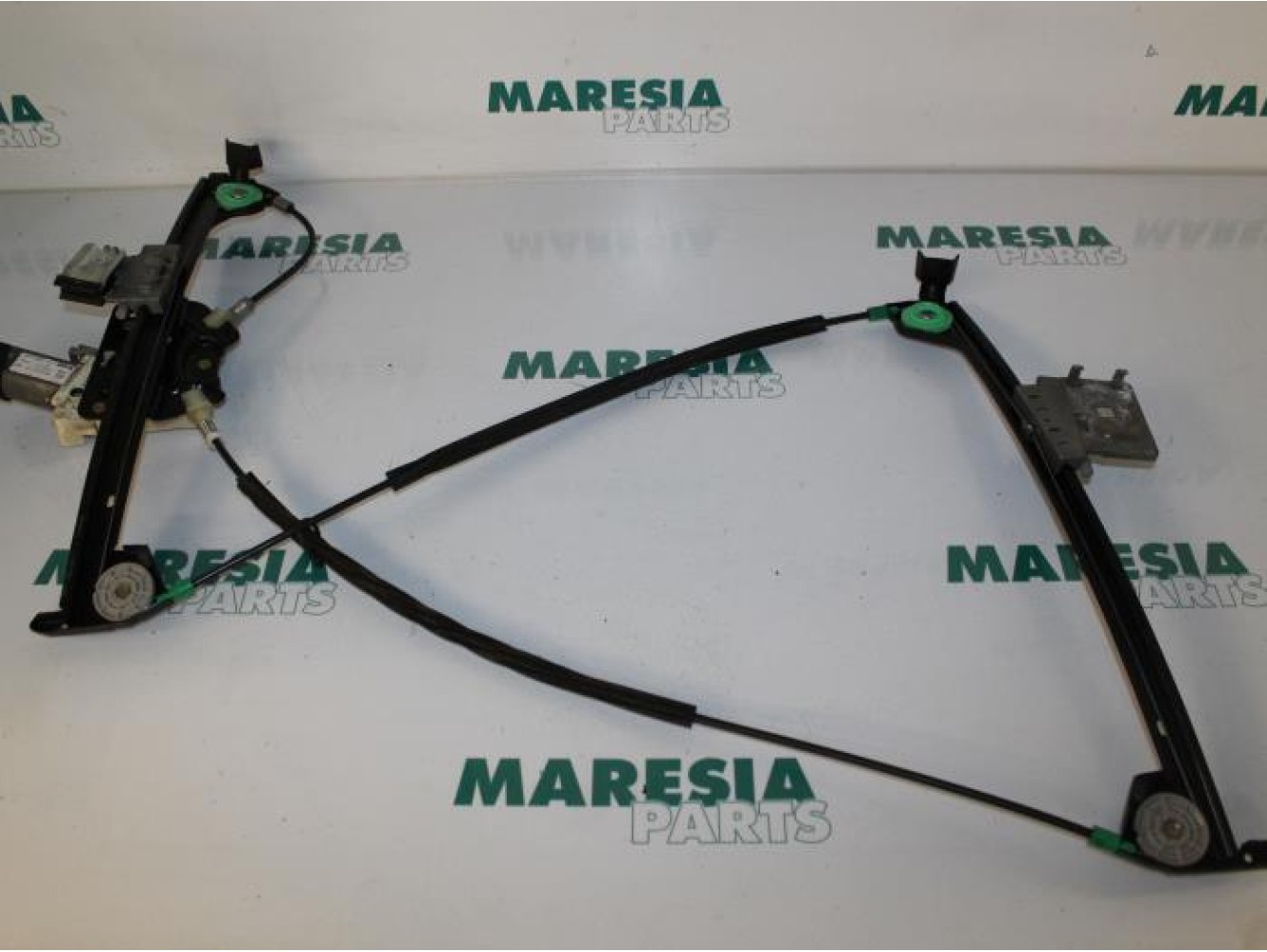 Peugeot - 206 - Window mechanism 2-door, front right