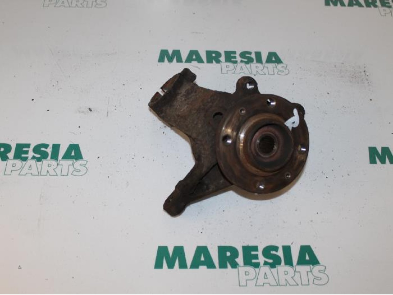 Peugeot - 206 - Knuckle, front right