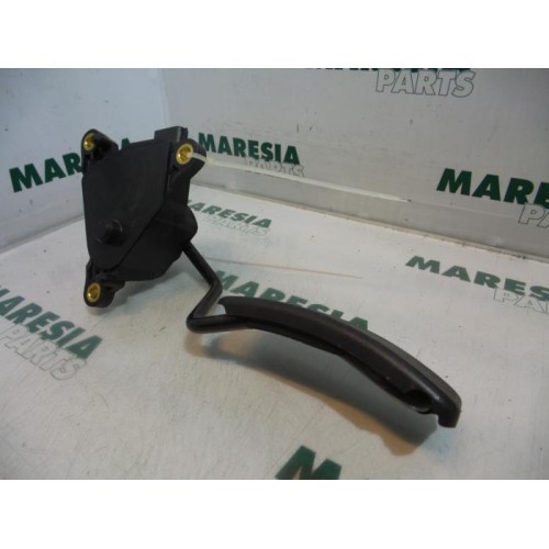 Renault - Megane Scenic - Throttle pedal position sensor