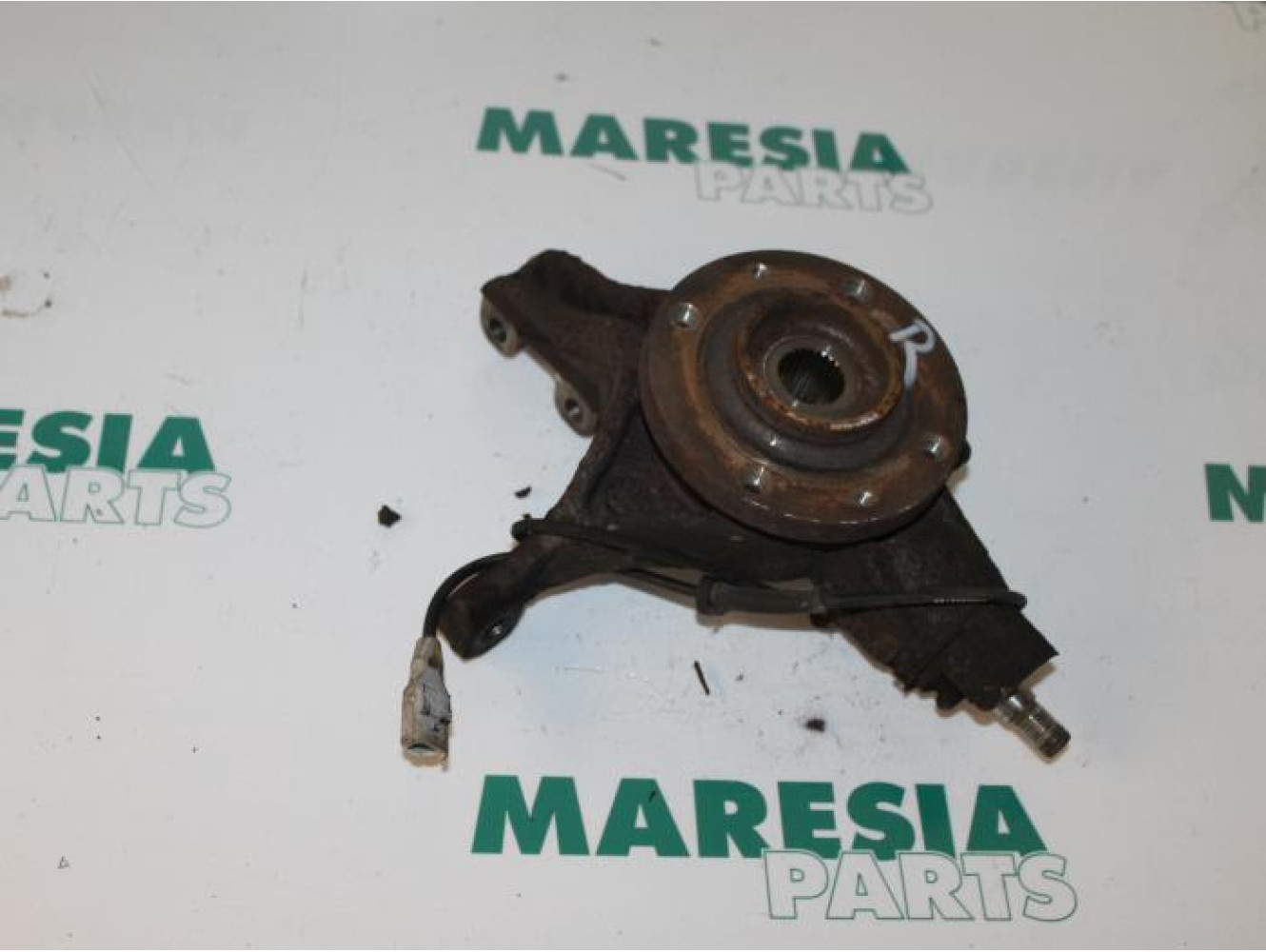 Peugeot - 307 - Knuckle, front right