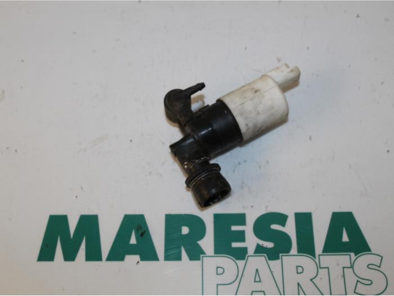 Peugeot - 307 - Scheibensprüherpumpe vorne