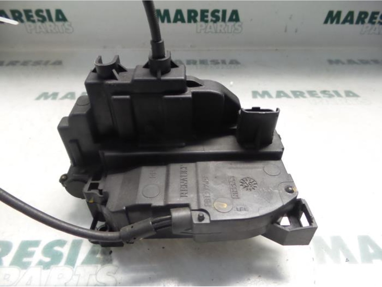 Renault - Megane - Front door lock mechanism 4-door, right