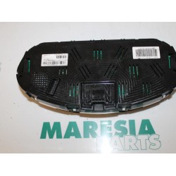 Renault - Megane - Instrument panel