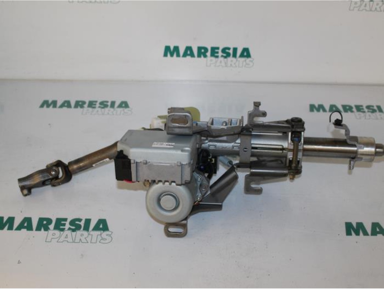 Renault - Megane - Steering column housing