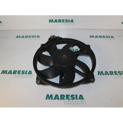 Renault - Megane - Fan motor