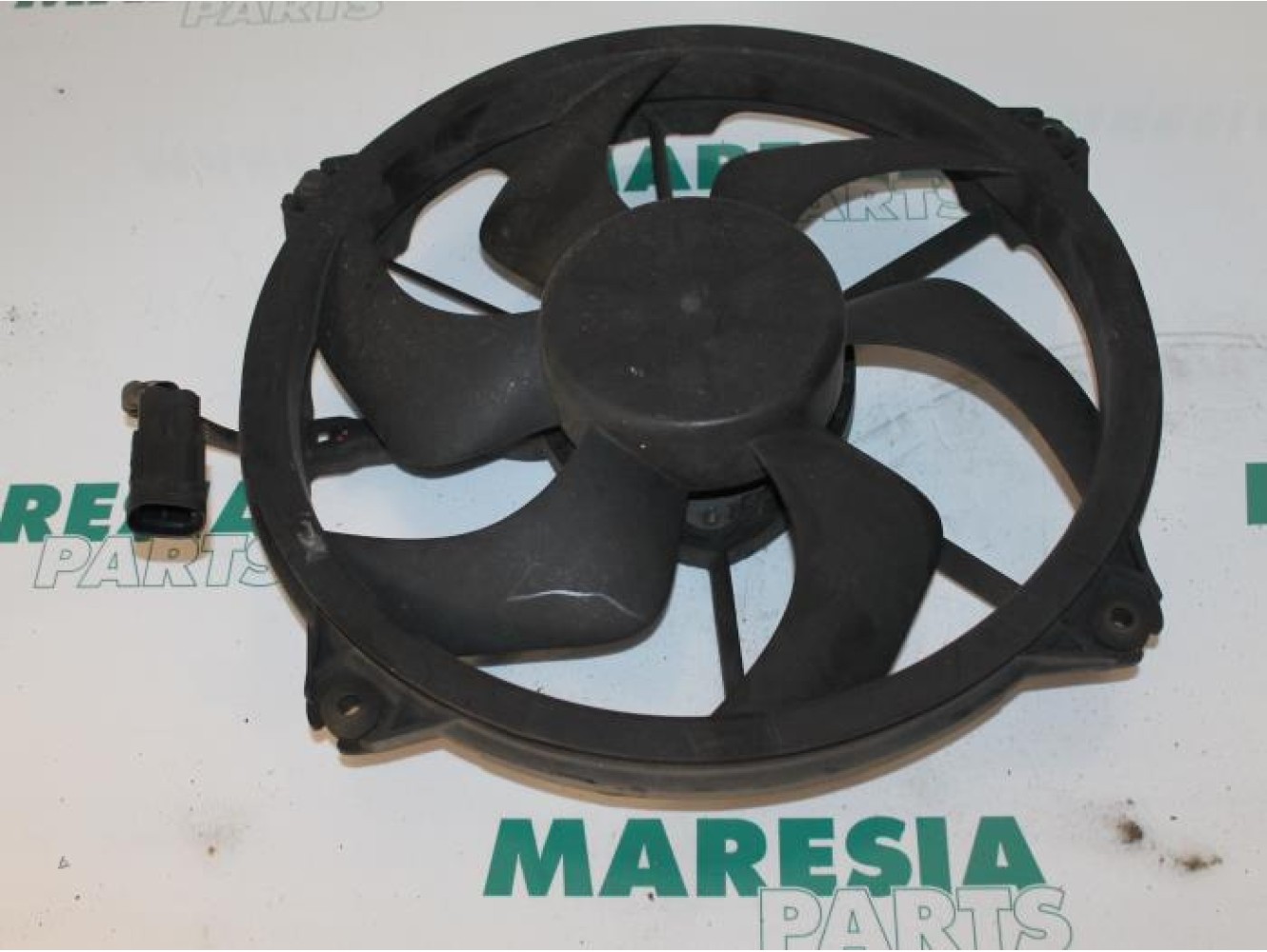 Citroen - C4 Picasso - Fan motor