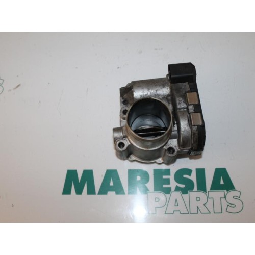Renault - Trafic - Throttle body