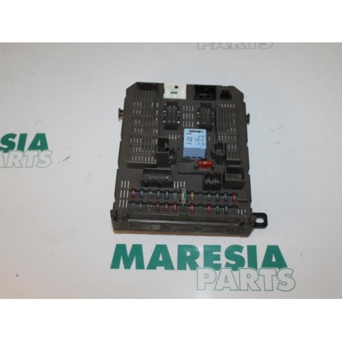 Citroen - C5 - Fuse box