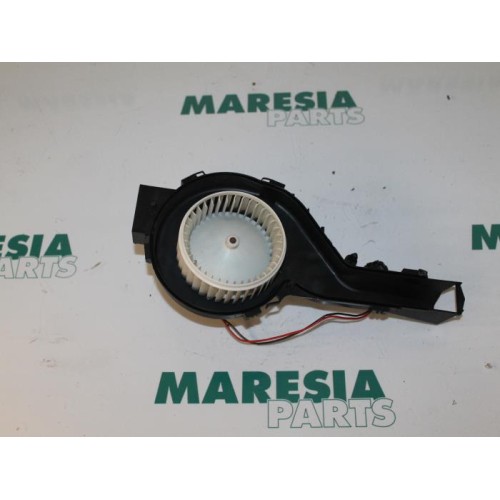 Citroen - C4 Picasso - Heating and ventilation fan motor