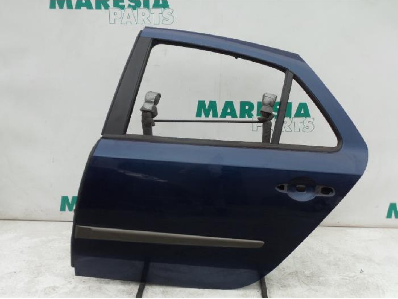 Renault - Laguna - Tür 4-türig links hinten