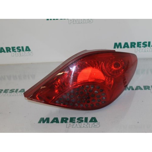 Peugeot - 207 - Taillight, right
