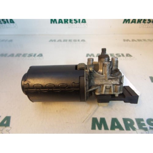 Fiat - Doblo - Front wiper motor