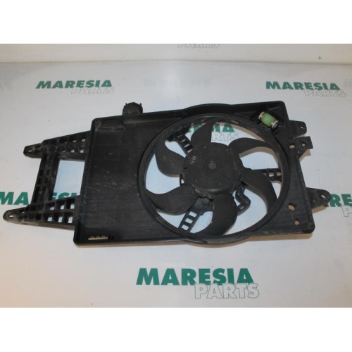 Fiat - Punto - Fan motor