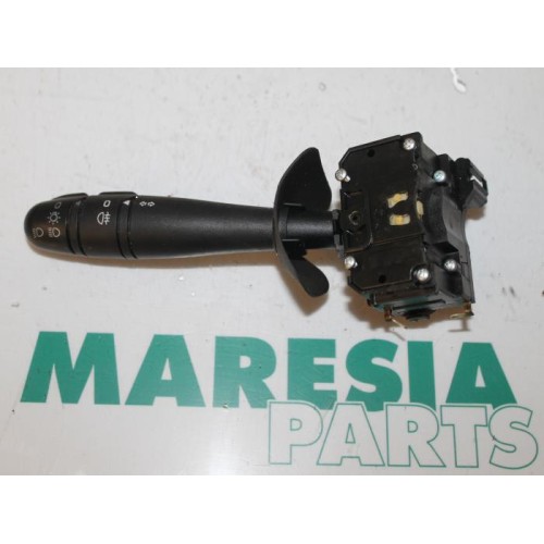 Renault - Megane Scenic - Indicator switch