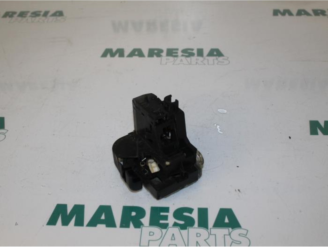 Renault - Megane Scenic - Front door lock mechanism 4-door, right