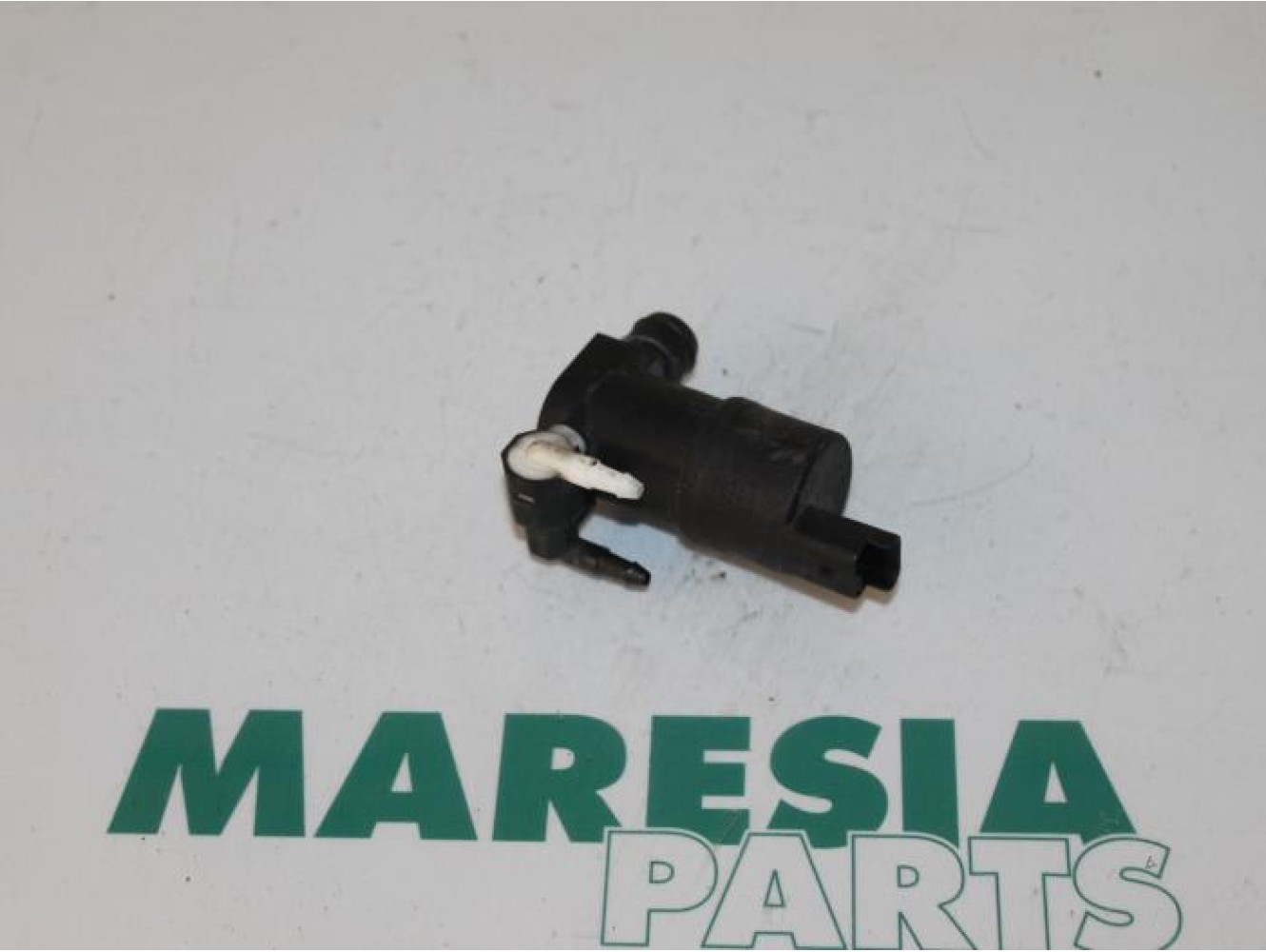 Citroen - C3 - Scheibensprüherpumpe vorne
