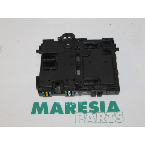 Peugeot - 206 - Fuse box