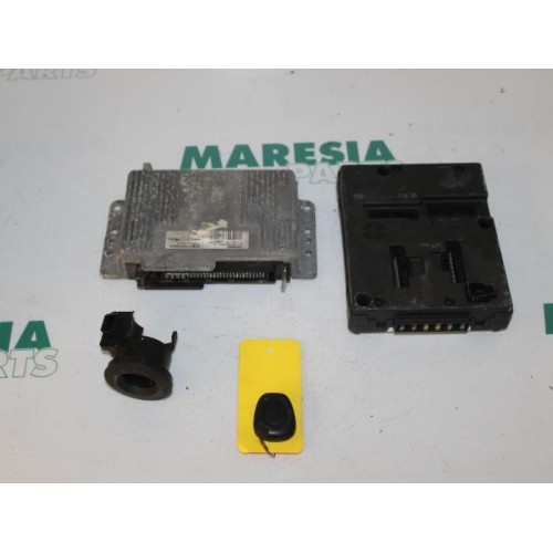 Renault - Megane Scenic - Engine management computer