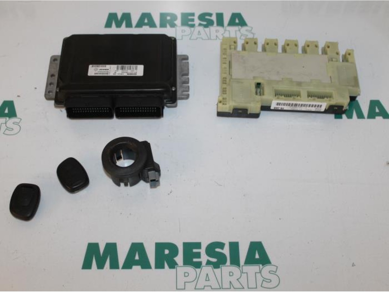 Renault - Clio - Engine management computer