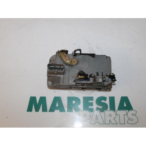 Peugeot - 206 - Deurslot Mechaniek 2Deurs links