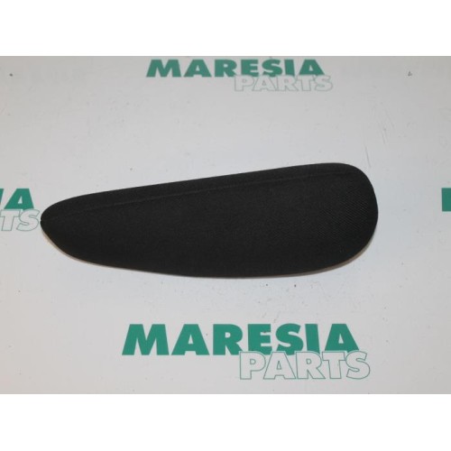 Peugeot - 307 - Armrest