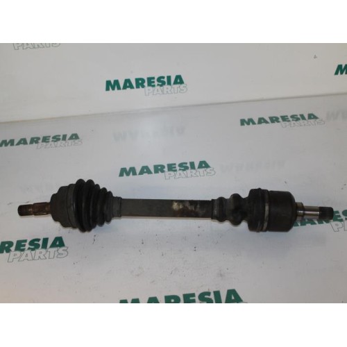 Peugeot - 307 - Aandrijfas links-voor