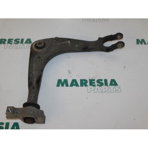 Peugeot - 407 - Front lower wishbone, right