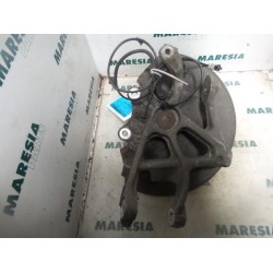 Peugeot - 407 - Fusee links-achter