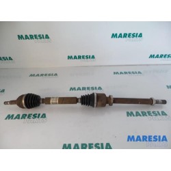 Renault - Megane - Front drive shaft, right