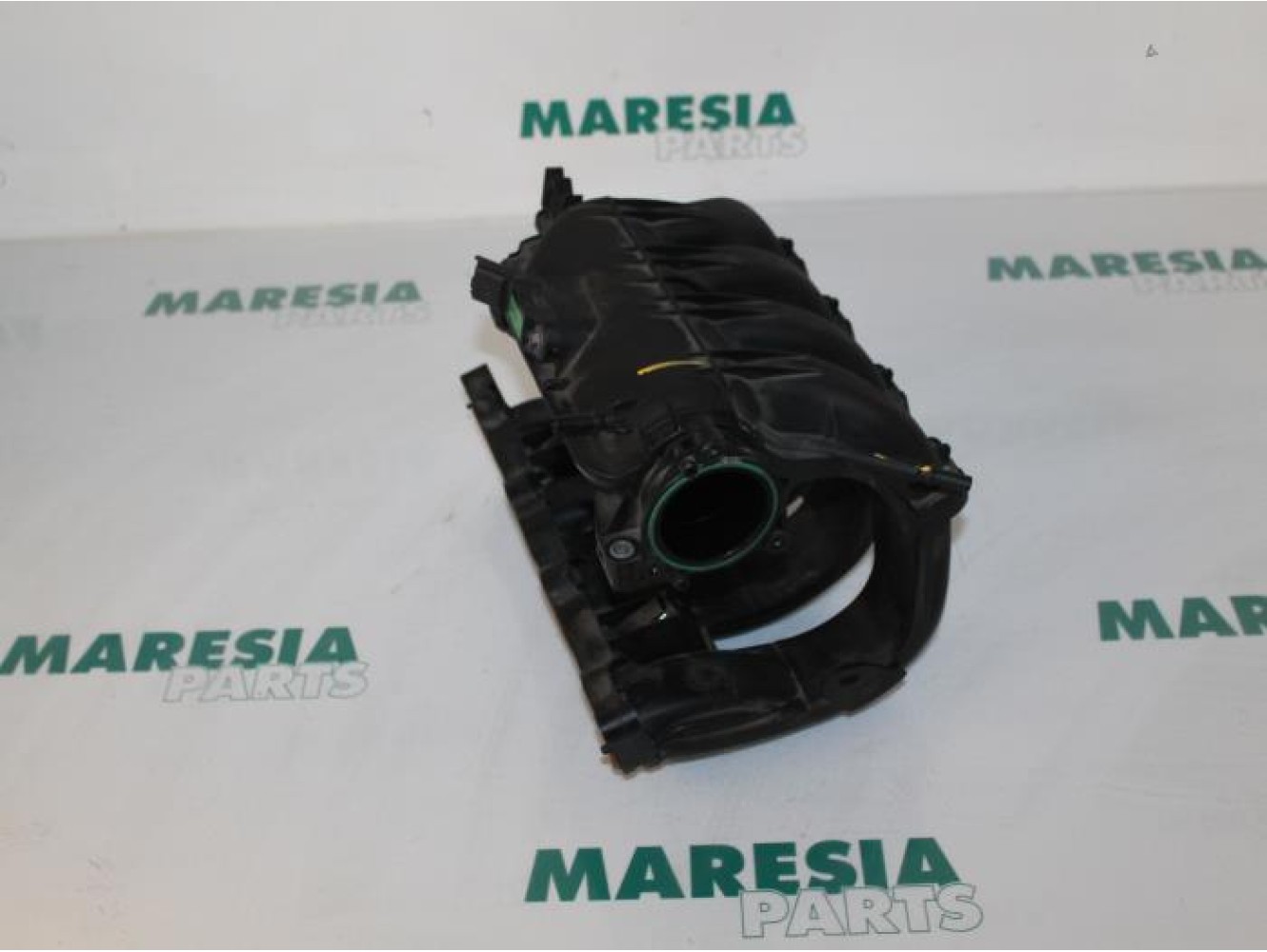 Peugeot - 206 - Intake manifold