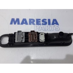 Renault - Espace - Multi-functional window switch