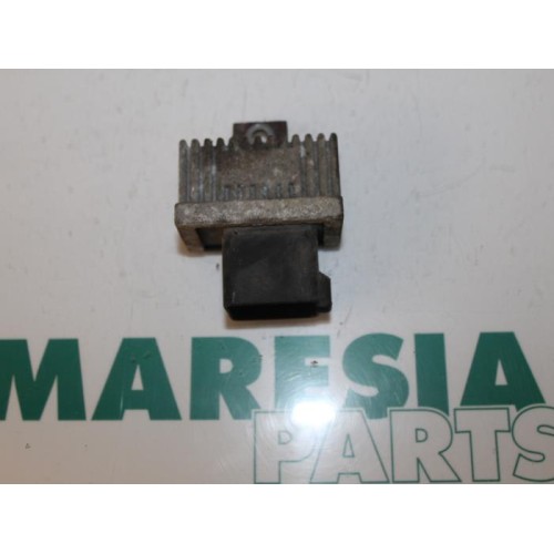 Renault - Espace - Glow plug relay