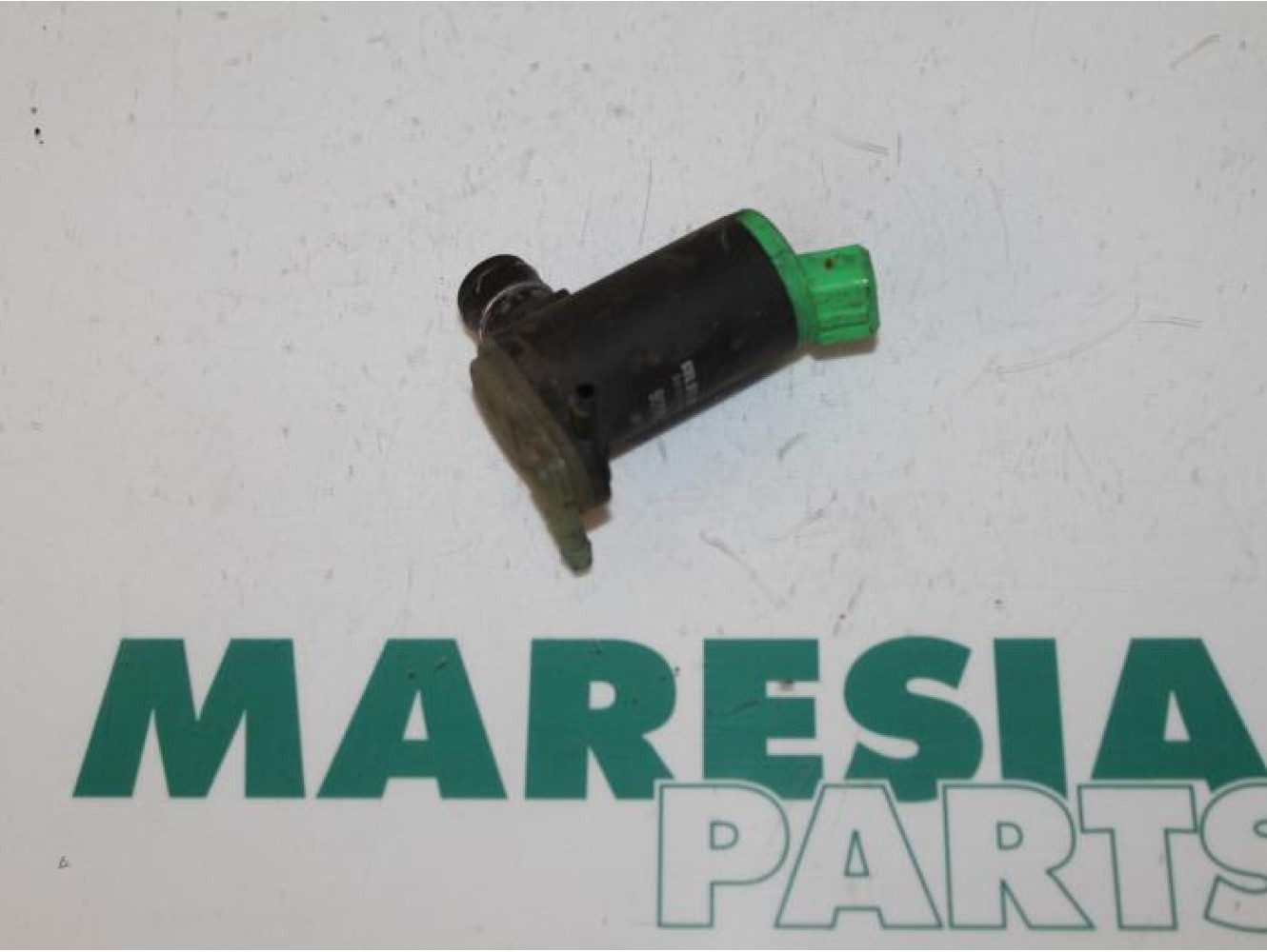 Peugeot - 206 - Scheibensprüherpumpe vorne