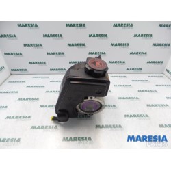 Peugeot - 206 - Power steering pump