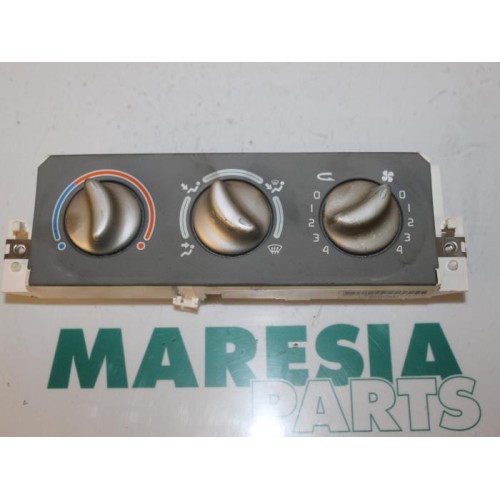 Renault - Twingo - Heater control panel