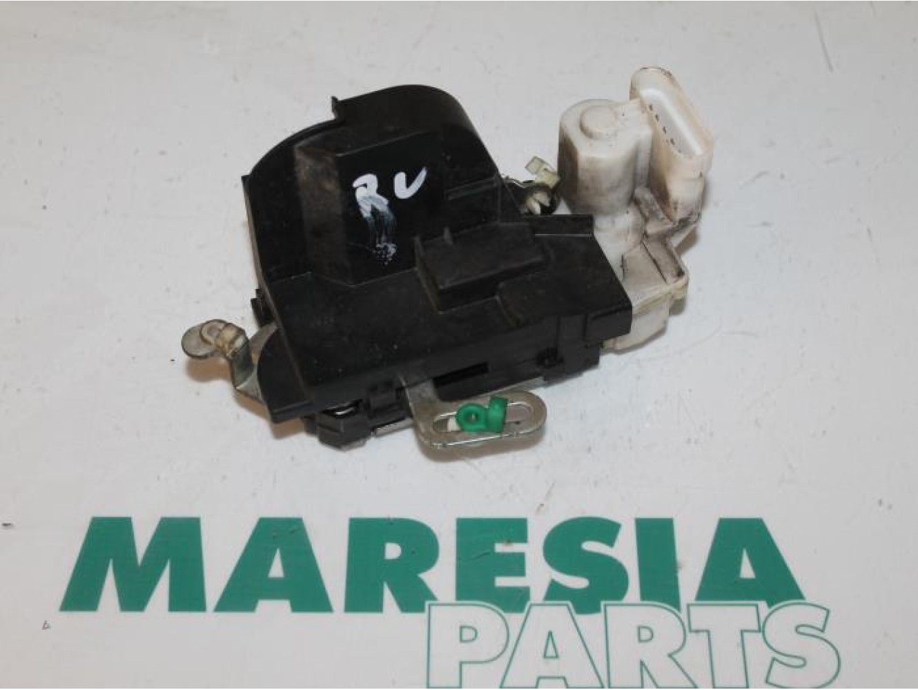 Fiat - Punto - Front door lock mechanism 4-door, right