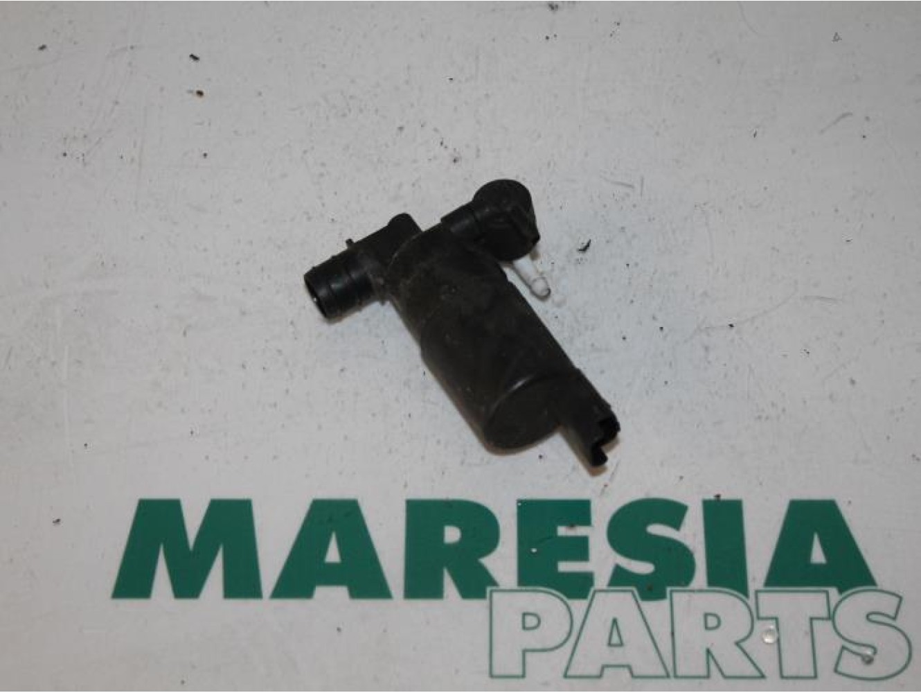 Citroen - C5 - Scheibensprüherpumpe vorne