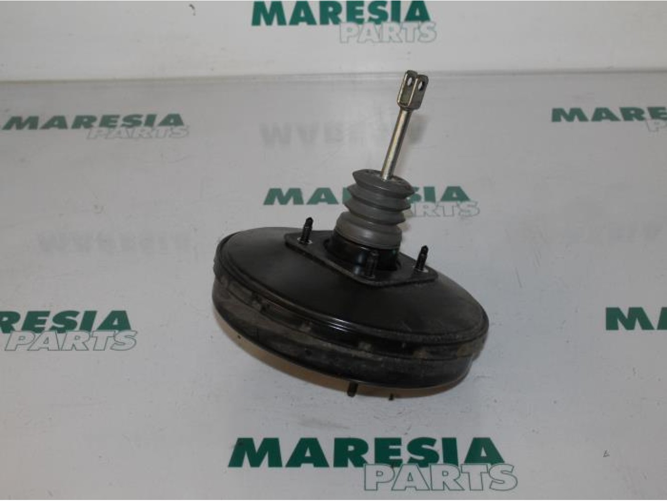 Renault - Twingo - Brake servo
