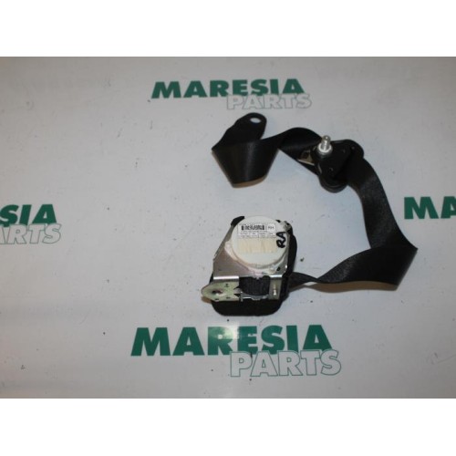 Fiat - 500 - Rear seatbelt, right