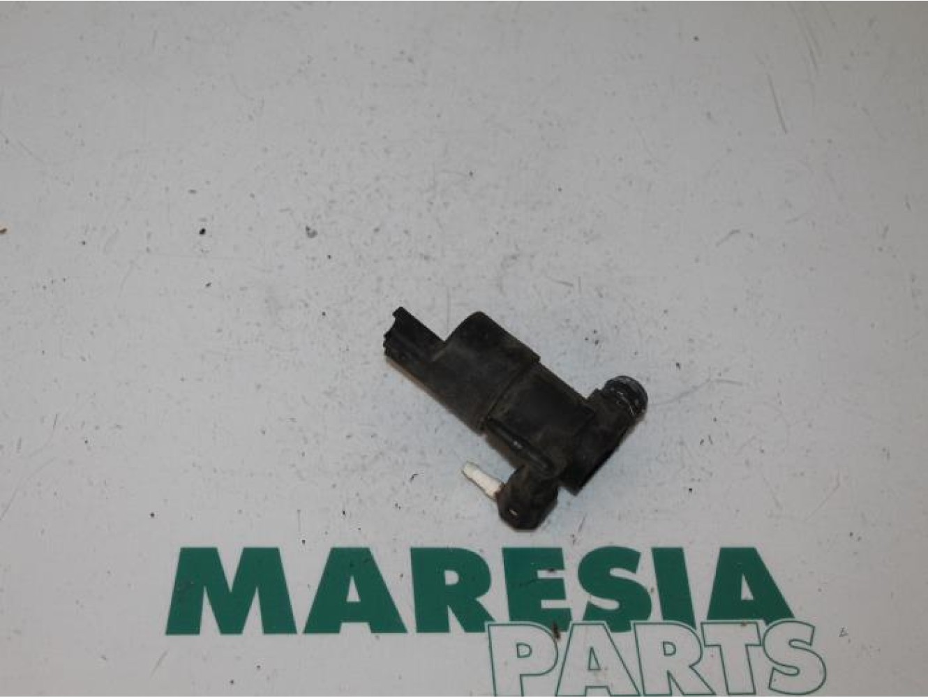 Citroen - C2 - Scheibensprüherpumpe vorne