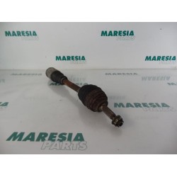 Renault - Megane - Aandrijfas links-voor