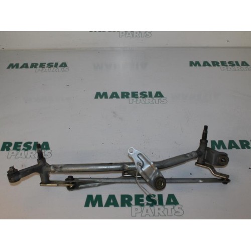 Renault - Megane - Wiper mechanism