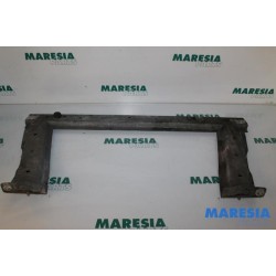 Renault - Megane - Radiator bar