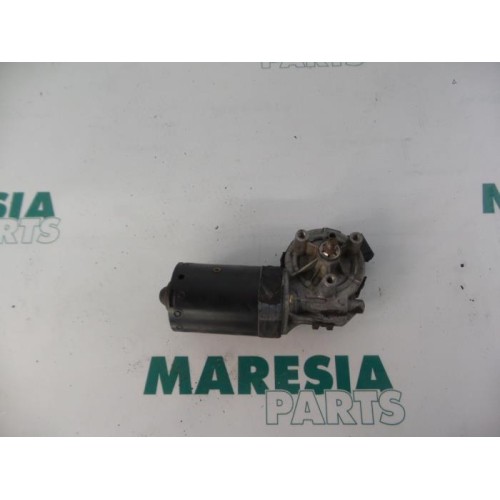 Peugeot - 206 - Front wiper motor