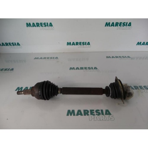 Renault - Laguna - Front drive shaft, left