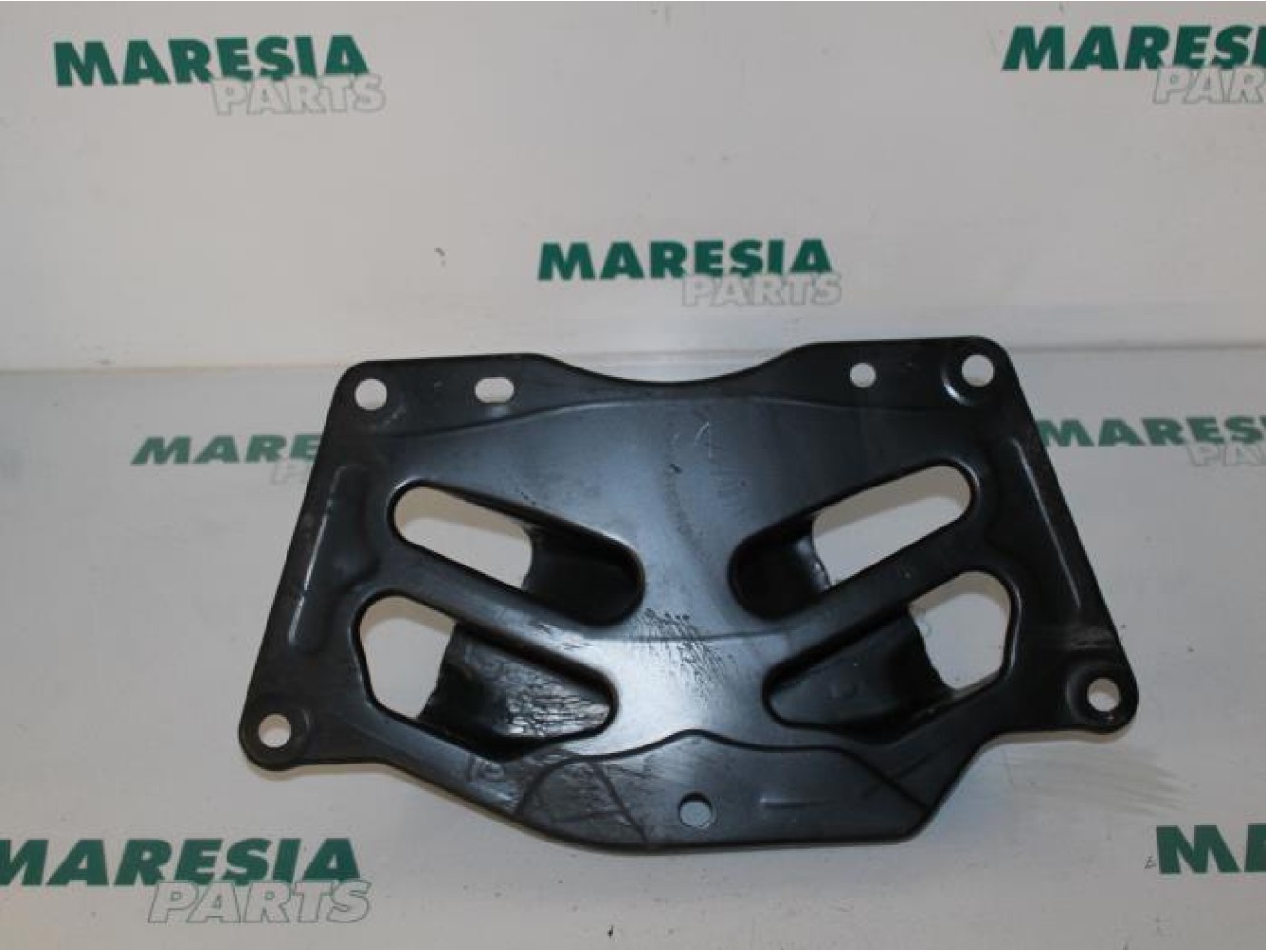 Fiat - Doblo - Rear support beam
