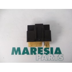 Peugeot - 308 - Glow plug relay